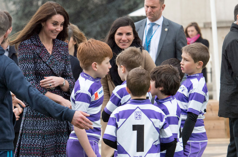 Illustration for article titled Prince William and Kate Middleton's Paris Trip Looks Boring As Hell